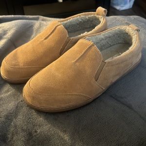 Minnetonka Slipper Shoes